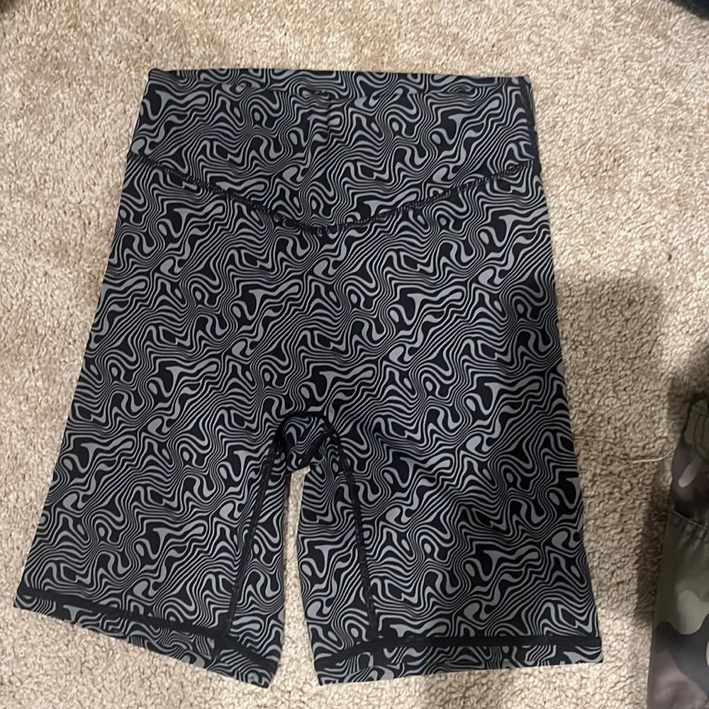 Balance athletica biker shorts